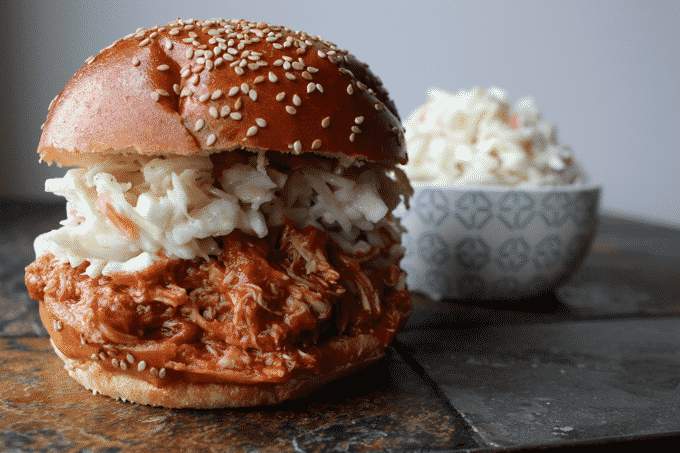 Healthy Crockpot chicken recipe. This BBQ pulled chicken recipe is sooo EASY and DELICIOUS. If you love BBQ chicken, you've got to make this. The Diet Chef #HealthyCrockpotrecipes #WeightWatchers