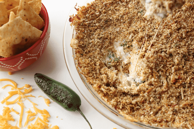 Healthy jalapeno popper dip is a thing! You'd never guess this was good for you. The cheesiness, the creaminess, the spiciess! Plus, each serving has 18.5g of protein.