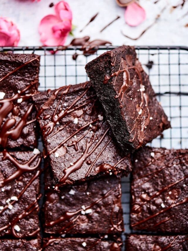cropped-Dairy-free-sugar-free-low-calorie-brownies-that-are-easy-to-make-and-super-fudgy.jpg