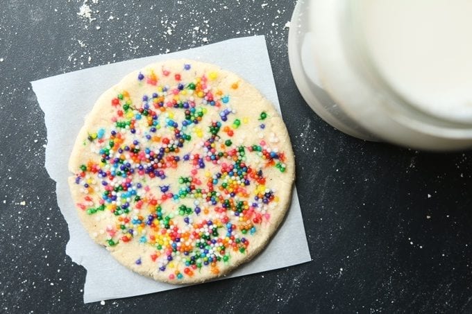 Healthy and easy Funfetti Cake Batter Cookies recipe! This is the BEST gluten free cookie recipe you'll ever try! Plus, this cake batter cookie is soft and chewy oil free, low carb, and high protein too.