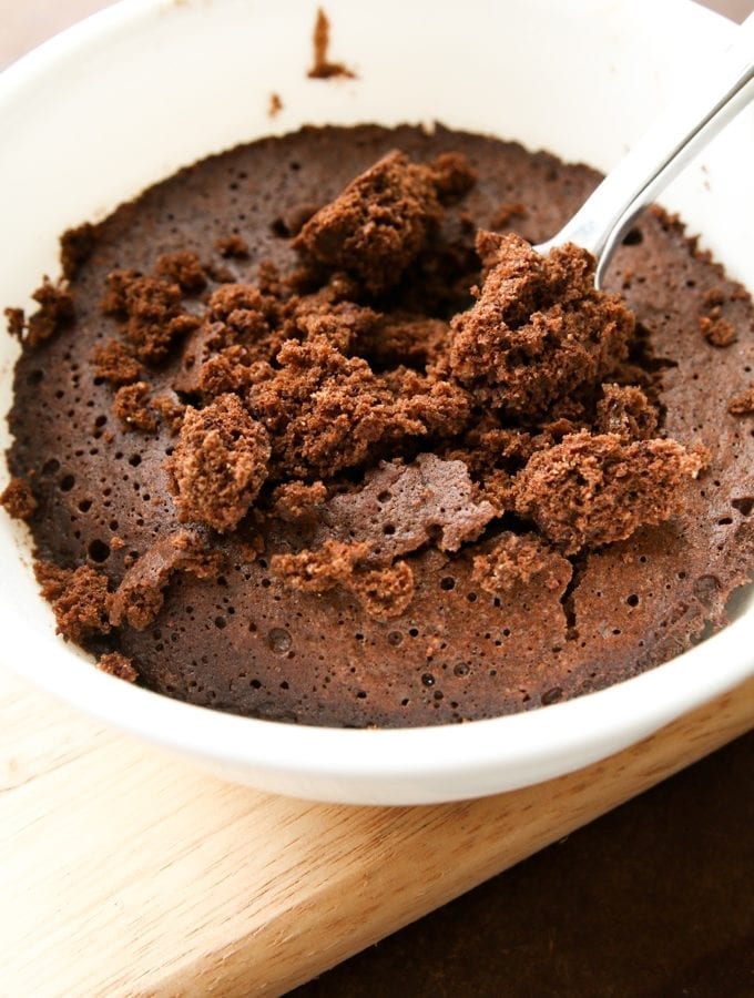 low carb keto brownie in a mug