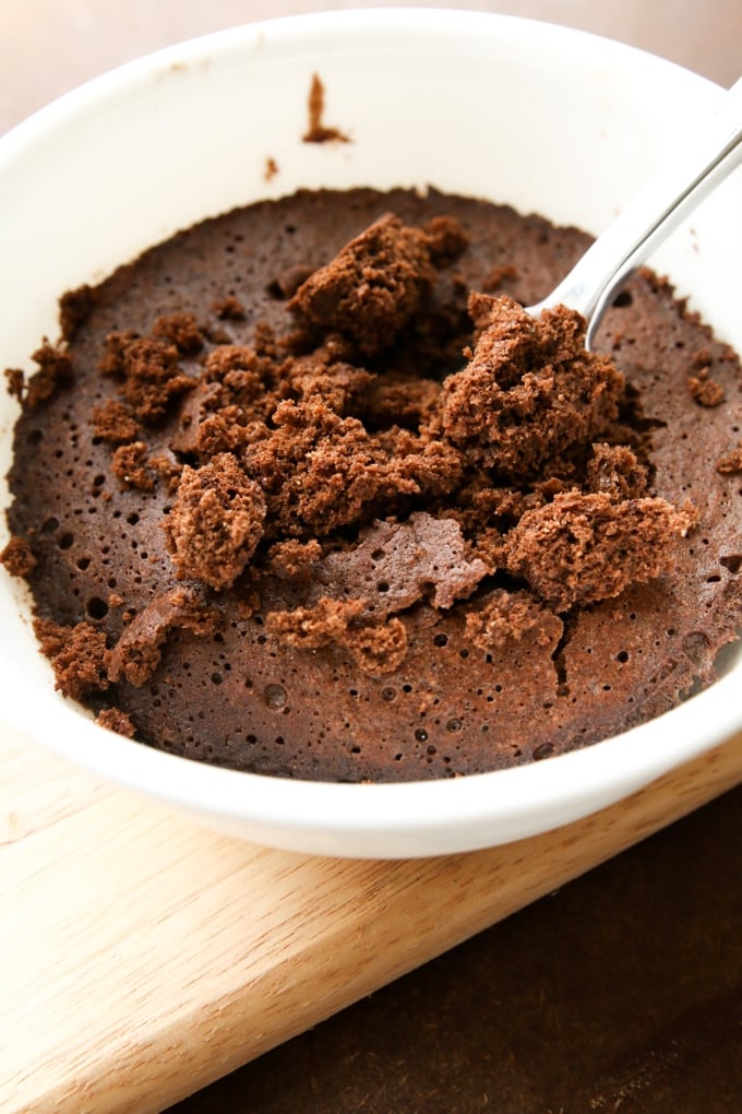 low carb keto brownie in a mug