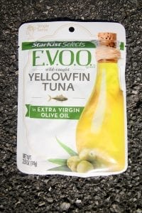 A pouch of tuna with extra virgin olive oil.