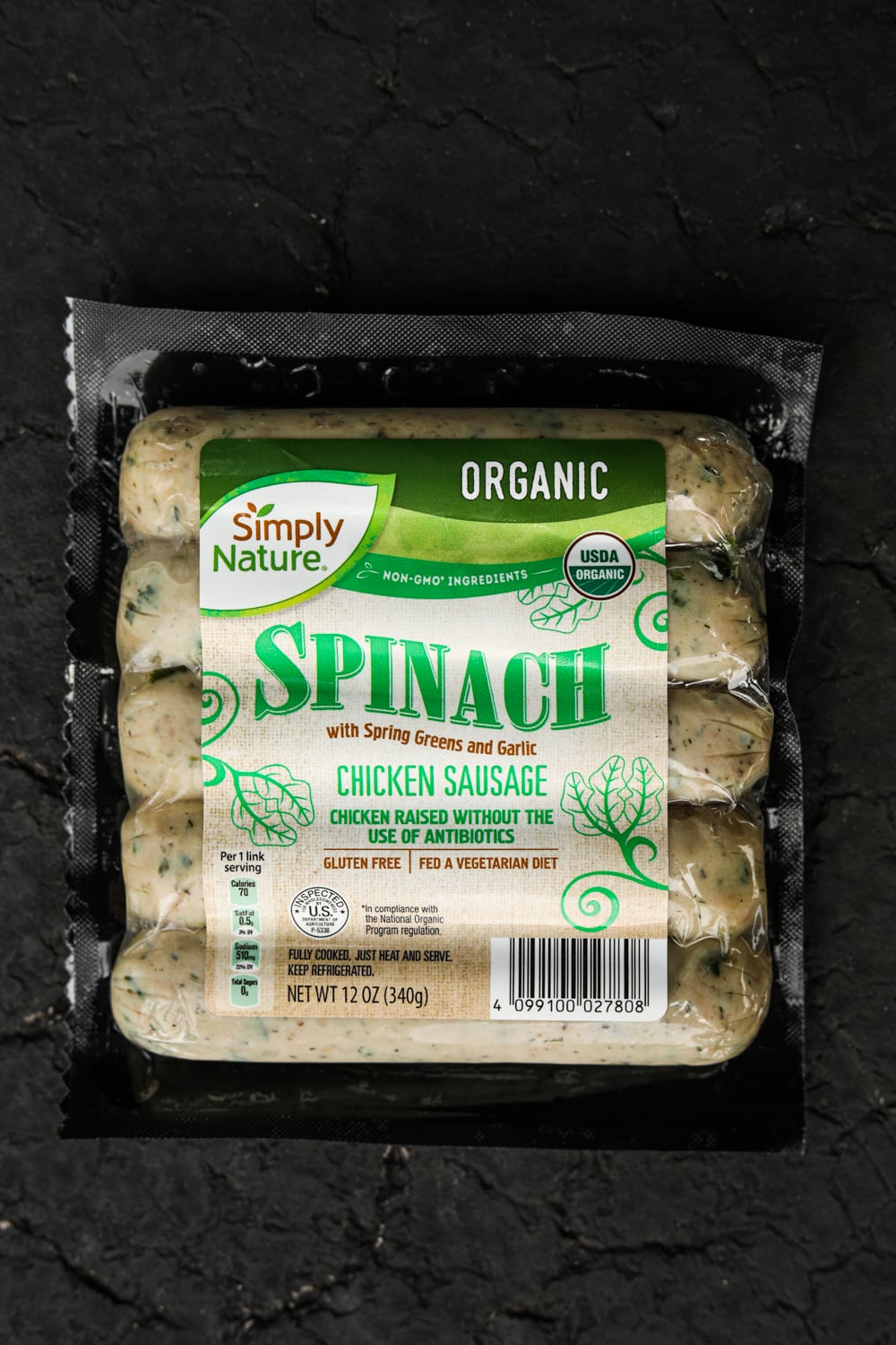 A package of spinach chicken sausages.