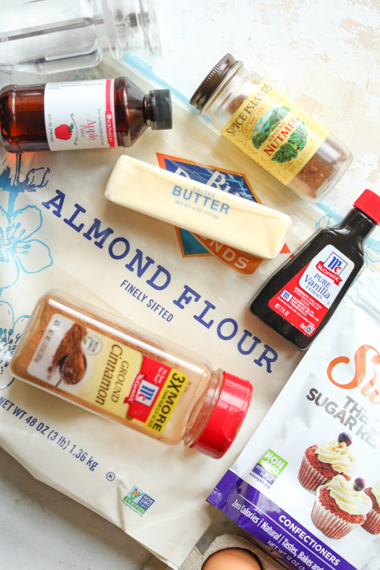 Keto Apple Crumble Spice Cake Low Carb, Sugar Free & Gluten Free