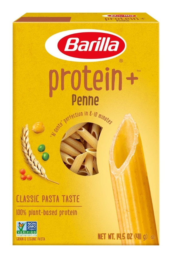 A box of Barilla protein + penne pasta.