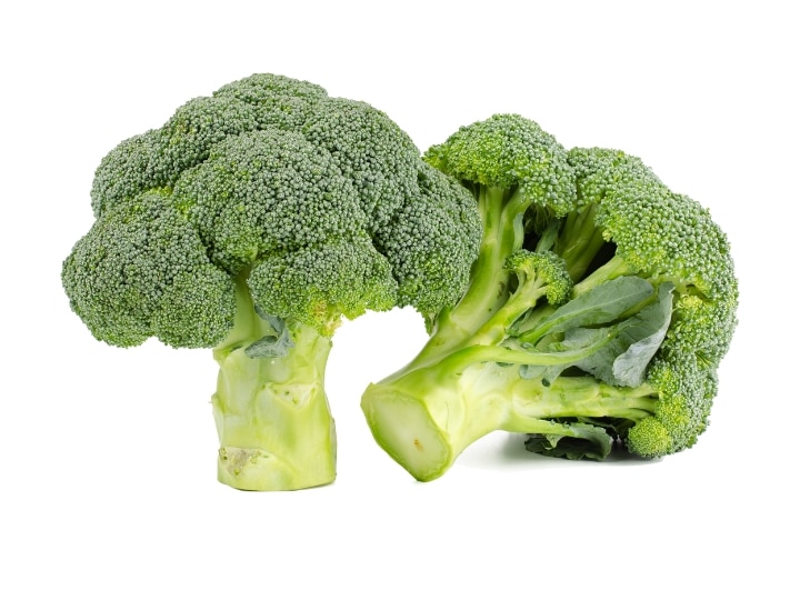 Two heads of broccoli.