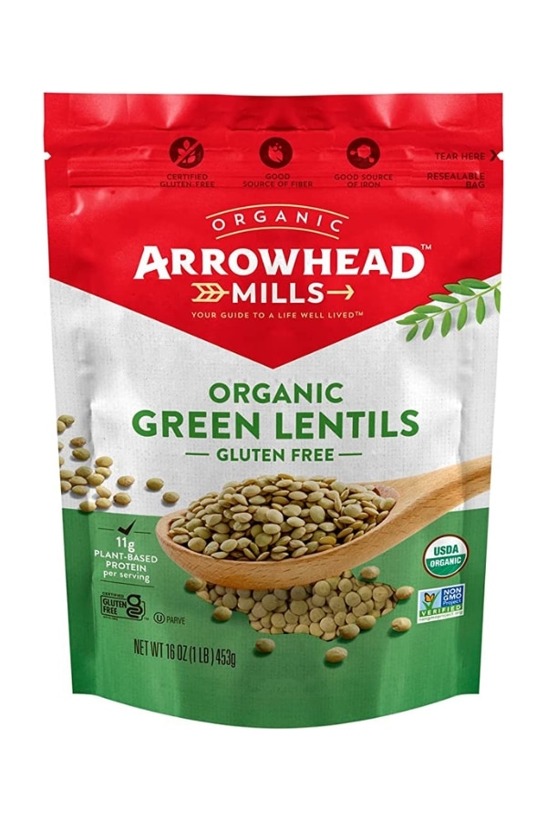 A pack of arrowhead mills organic green lentils.