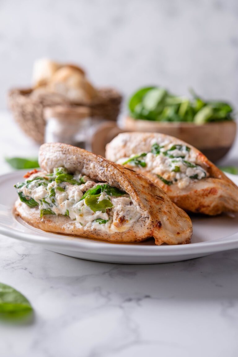 The MOST DELICIOUS Cheese Stuffed Chicken Breast Recipe