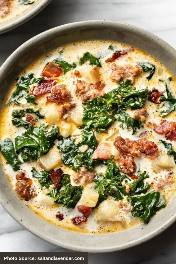 A bowl filled with zuppa toscana.