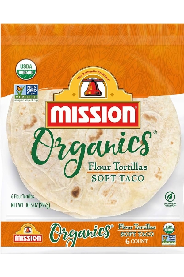 A clear bag of Mission Organics Flour Tortillas.