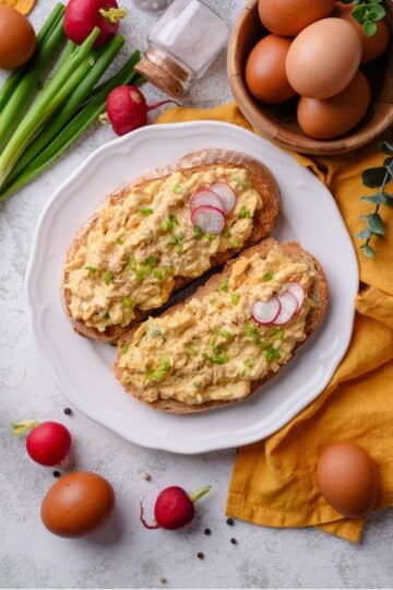 Healthy Egg Salad Recipe (Made With Just 6 Ingredients)