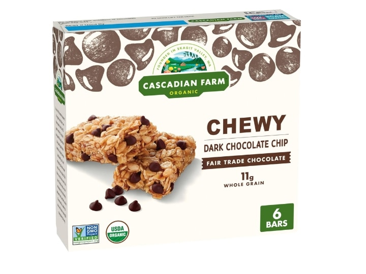A box of Chewy dark chocolate chip Cascadian Farms granola bars on a white background.